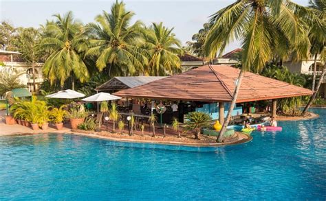 The Zuri White Sands Goa Resort & Casino Beach: Pictures.